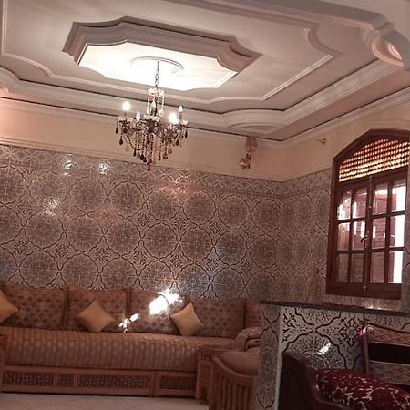 Stay With Low Budget Marrakesh Exterior foto