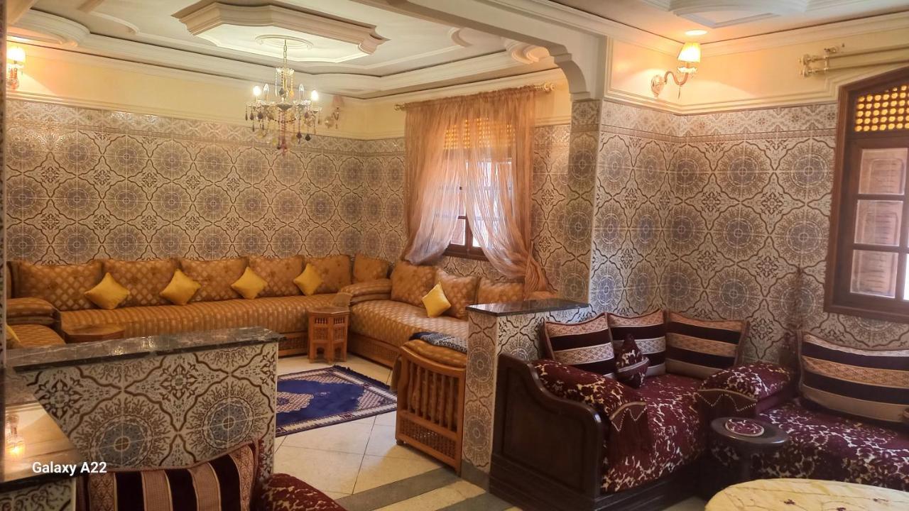 Stay With Low Budget Marrakesh Exterior foto