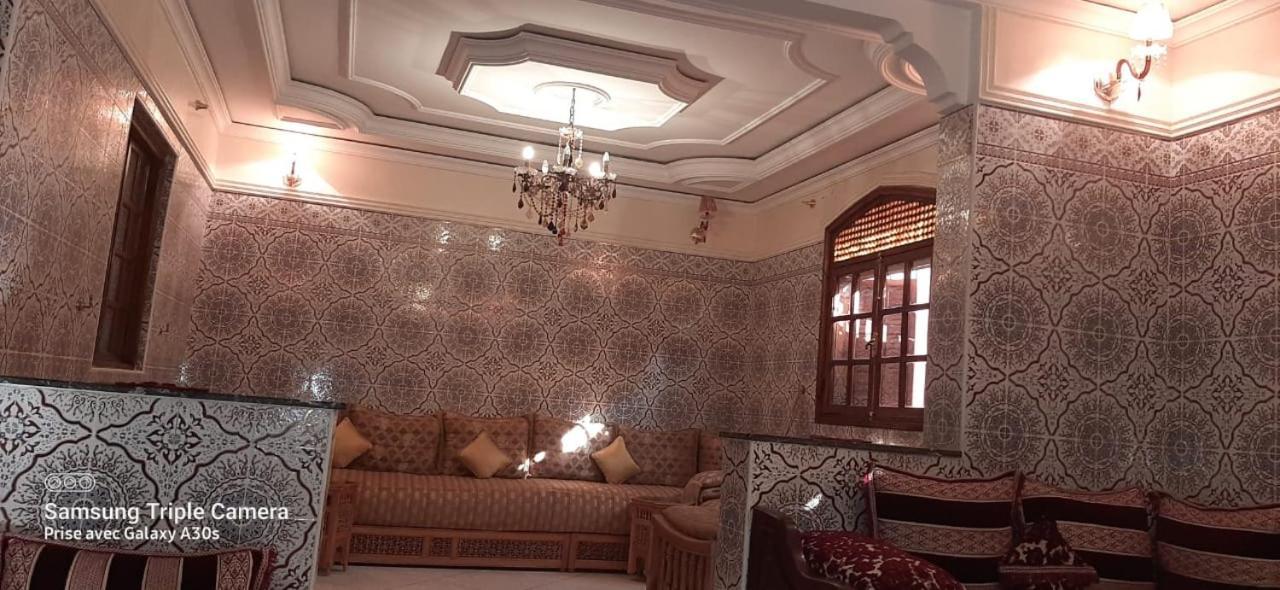 Stay With Low Budget Marrakesh Exterior foto