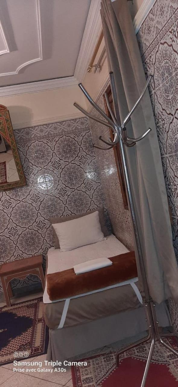 Stay With Low Budget Marrakesh Exterior foto